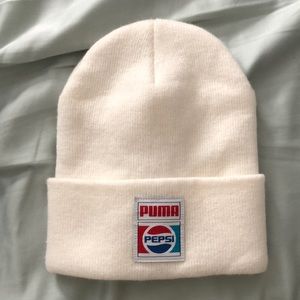 White PUMAxPepsi beanie